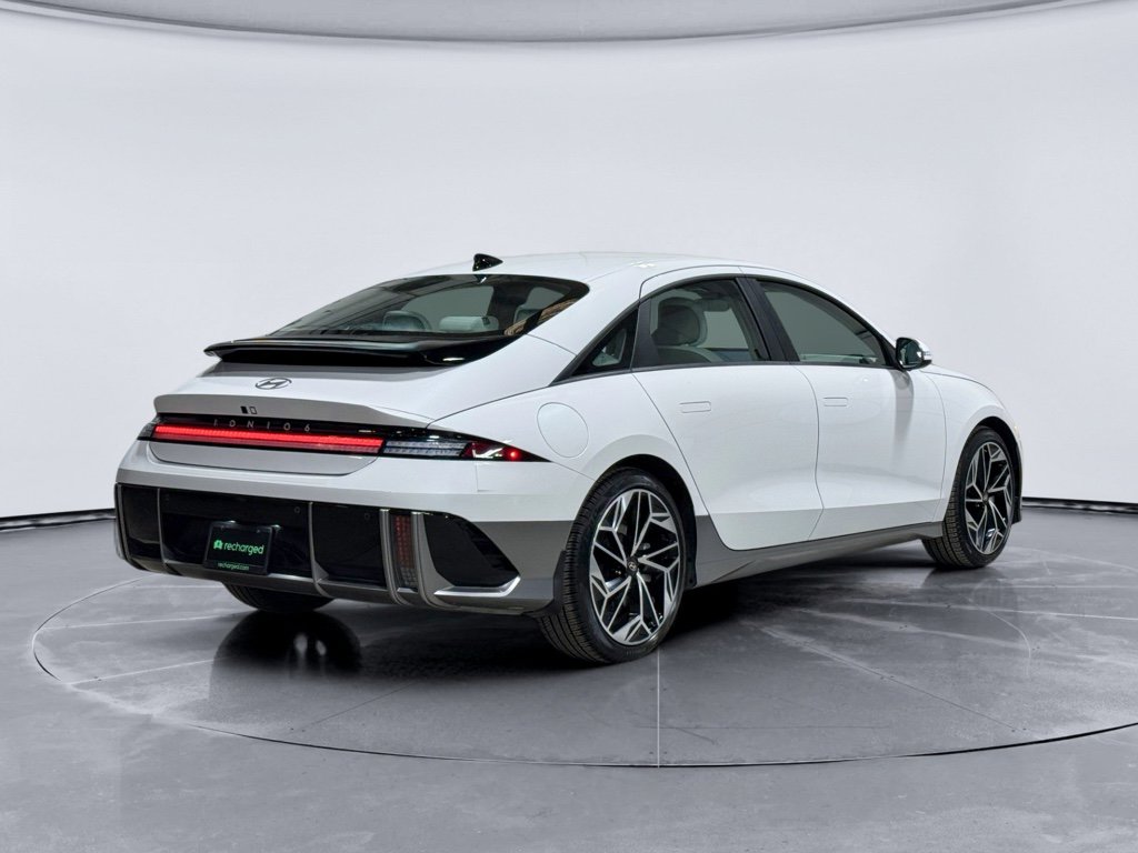 Used 2024 Hyundai Ioniq 6 SEL image 3