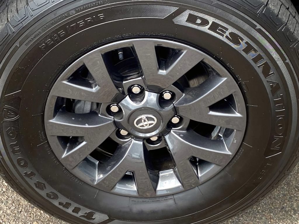 Used 2023 Toyota Tacoma SR5 AWD/4WD image 27