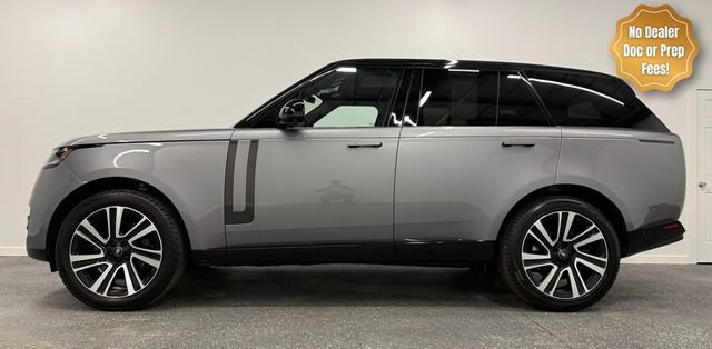 Used 2023 Land Rover Range Rover SE AWD/4WD image 1