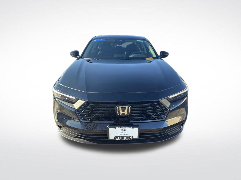 Used 2023 Honda Accord EX image 11