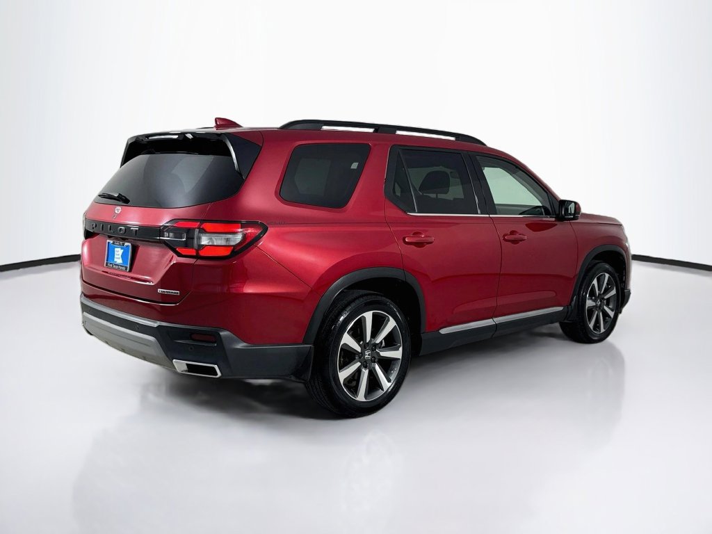 Used 2023 Honda Pilot Touring image 8