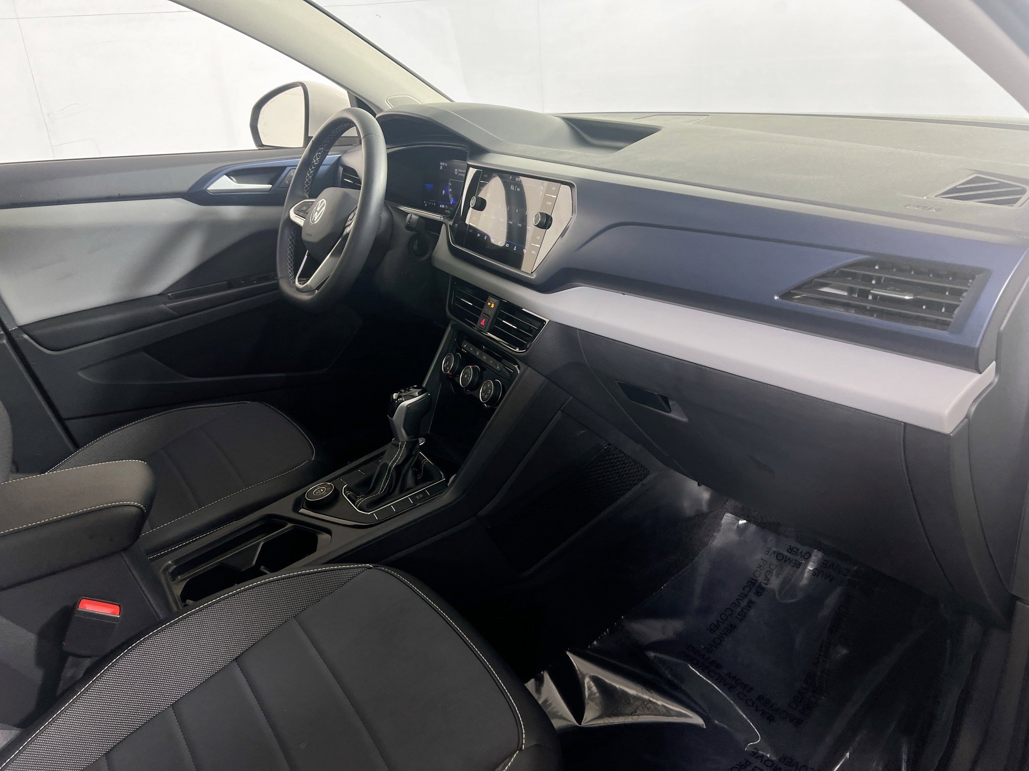 Used 2023 Volkswagen Taos SE AWD/4WD image 28