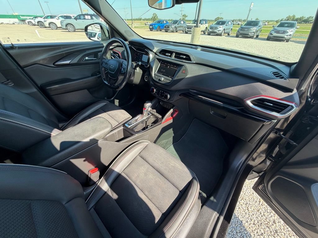 Used 2022 Chevrolet TrailBlazer RS FWD image 29