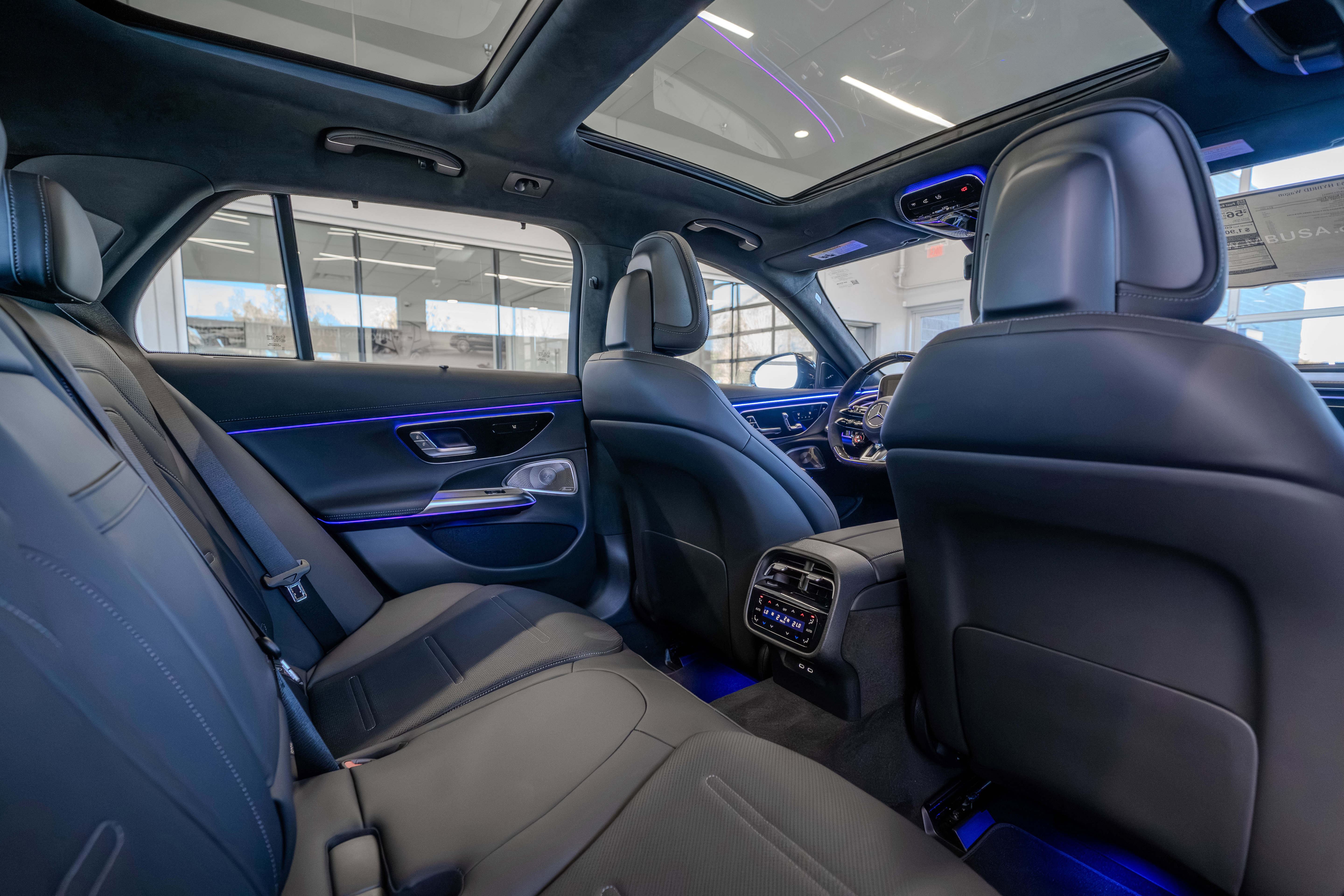 New 2026 Mercedes-Benz E 53 AMG 4MATIC Sedan image 29