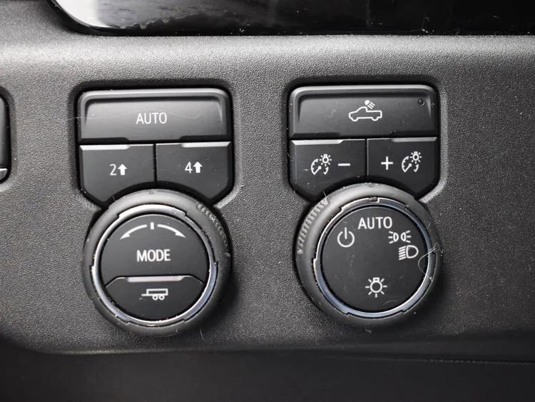 Used 2023 Chevrolet Silverado 1500 LT image 22