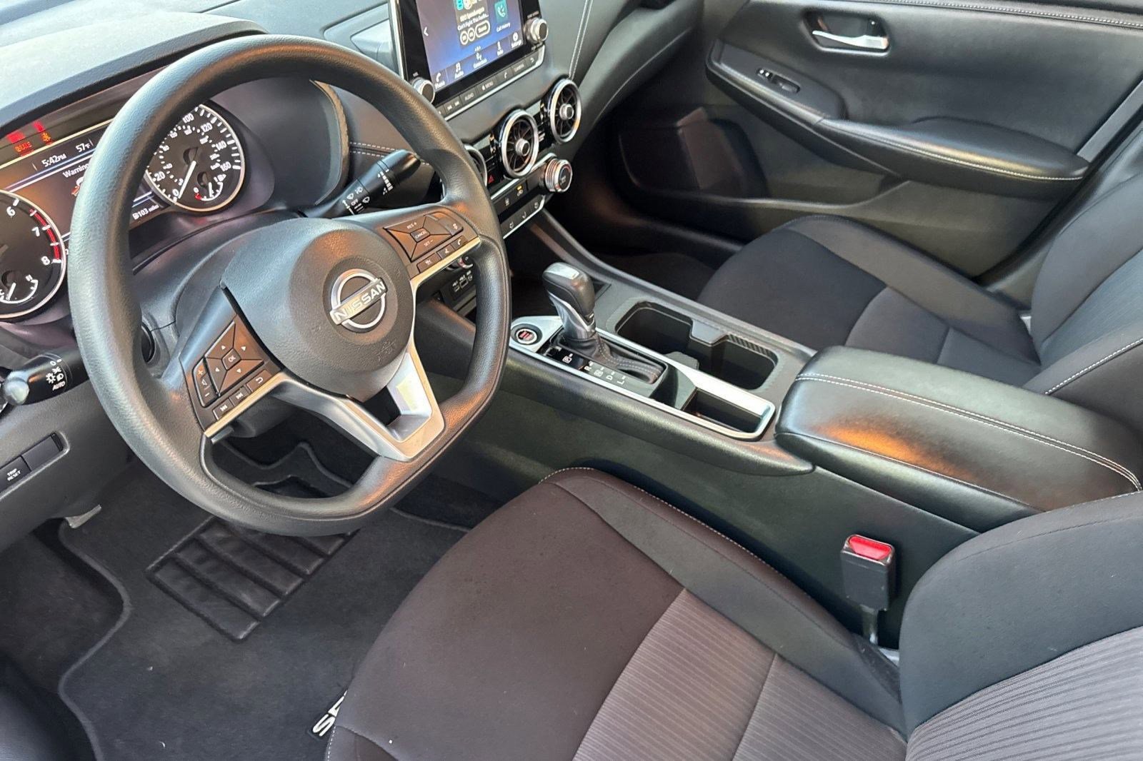 Used 2024 Nissan Sentra SV image 4