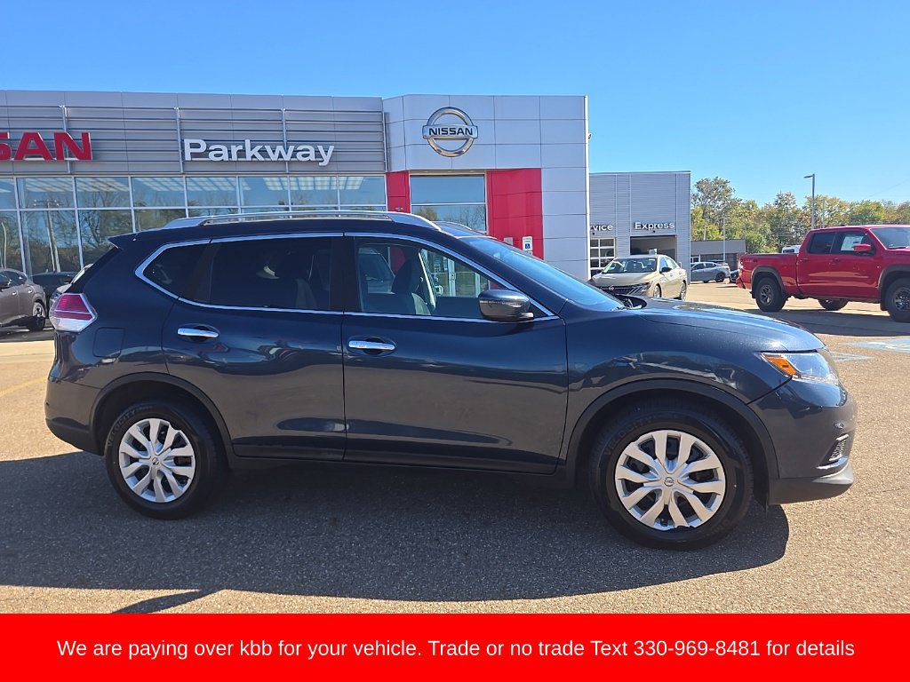 Used 2016 Nissan Rogue S w/ Appearance Package FWD image 9
