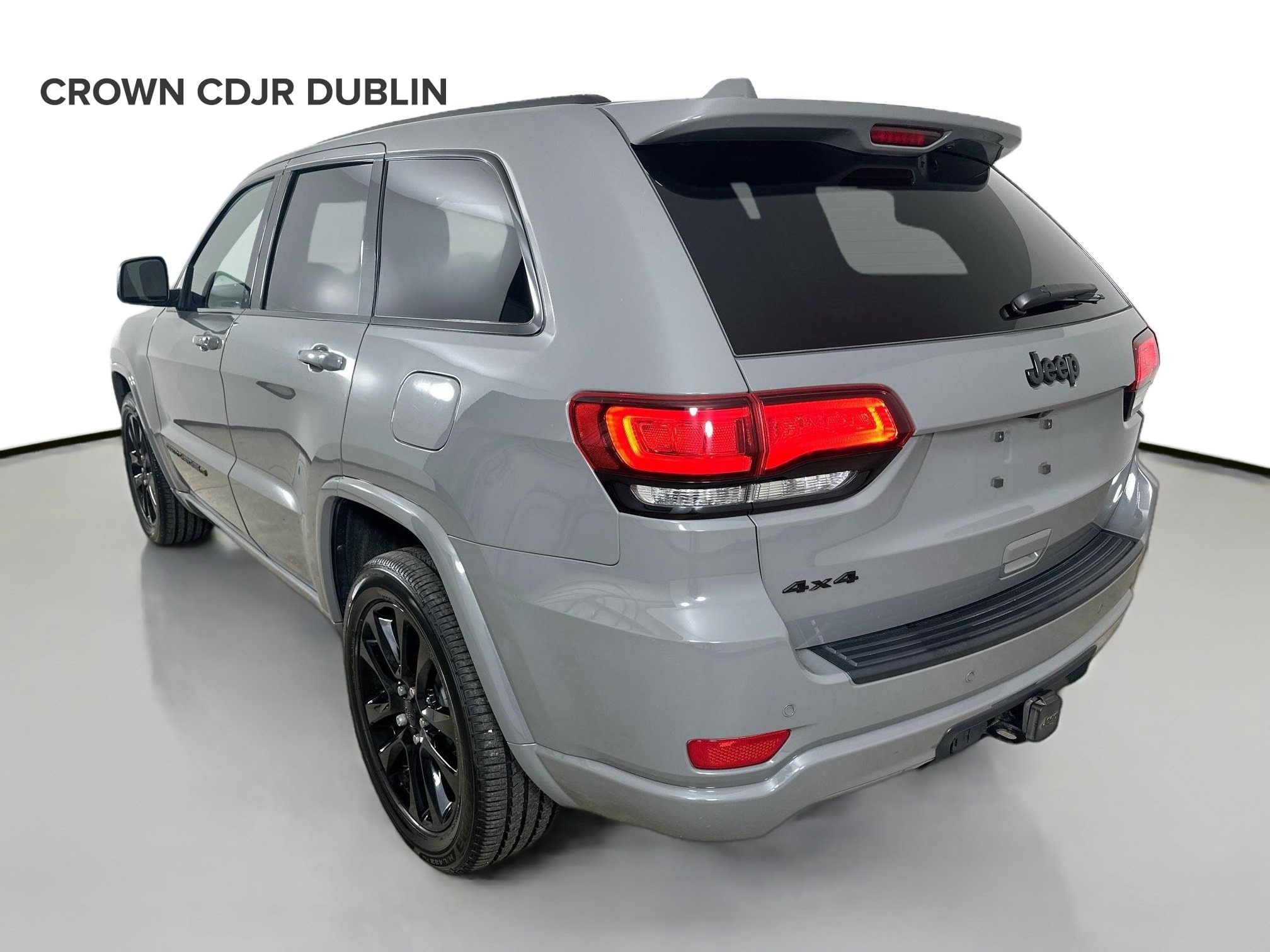 Used 2022 Jeep Grand Cherokee Laredo X AWD/4WD image 7