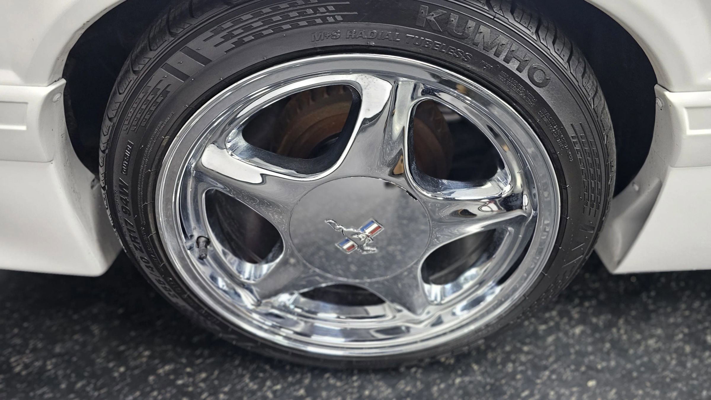 Used 1993 Ford Mustang GT RWD image 11