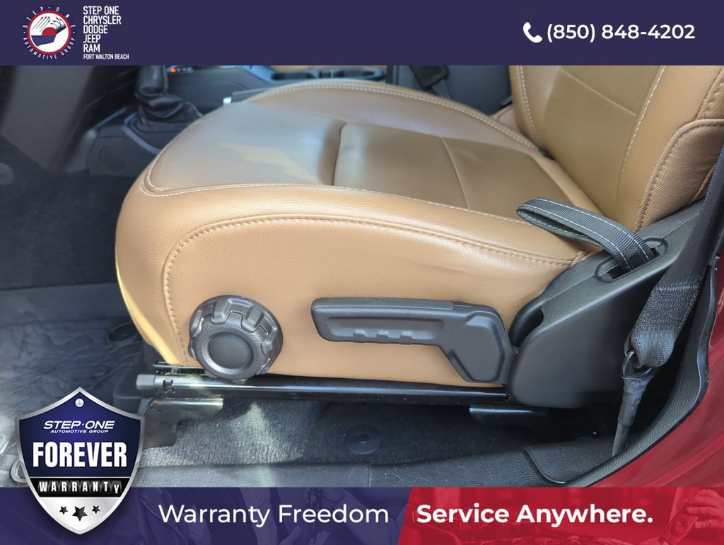 Used 2021 Jeep Wrangler Unlimited Sahara w/ Cold Weather Group AWD/4WD image 12