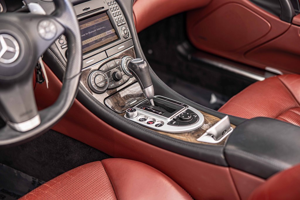 Used 2011 Mercedes-Benz SL 63 AMG SL 63 AMG w/ Premium I Pkg image 21