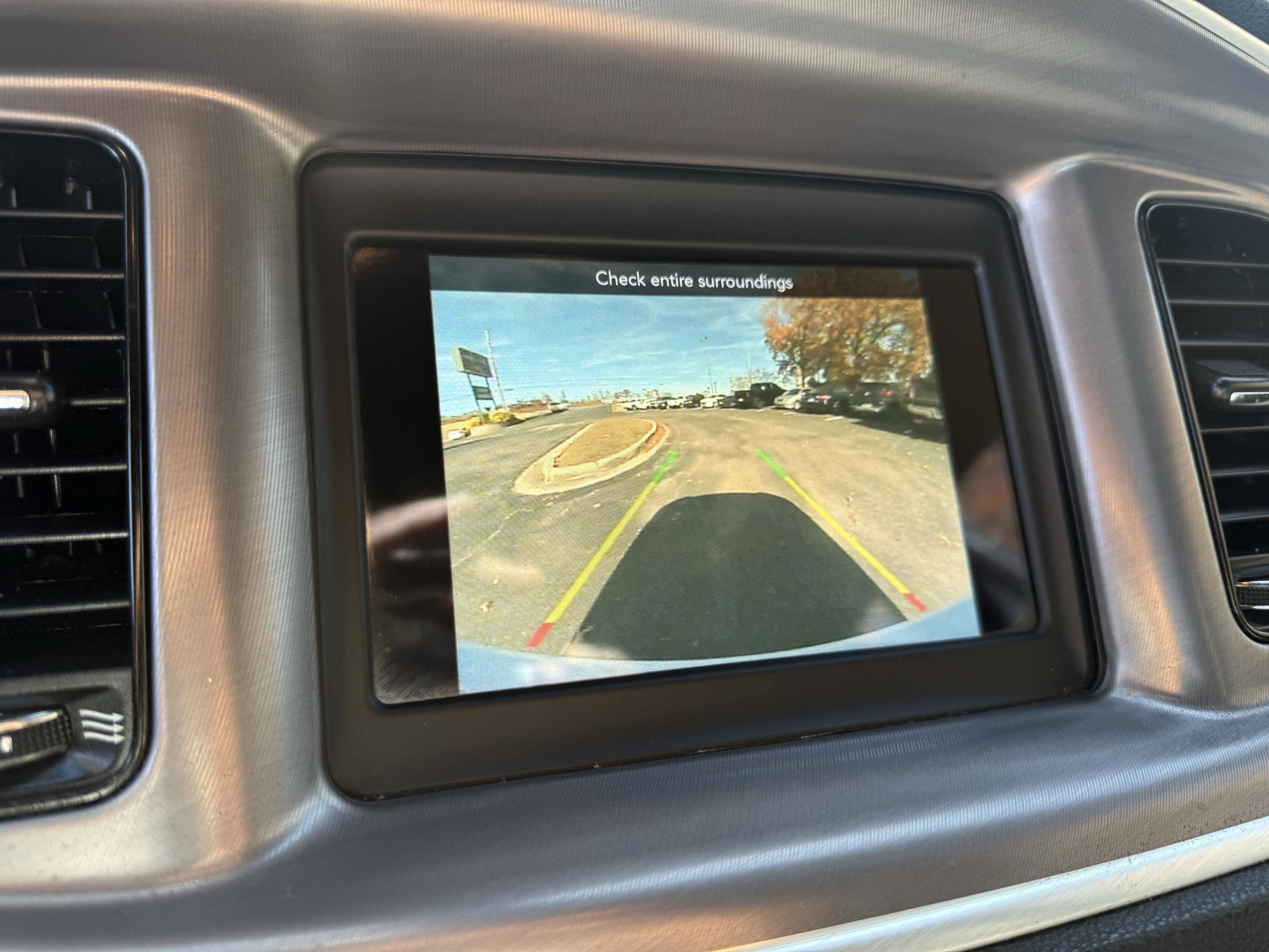 Used 2022 Dodge Charger SXT w/ Blacktop Package image 18