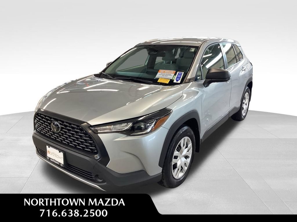 Used 2023 Toyota Corolla Cross L AWD/4WD image 1