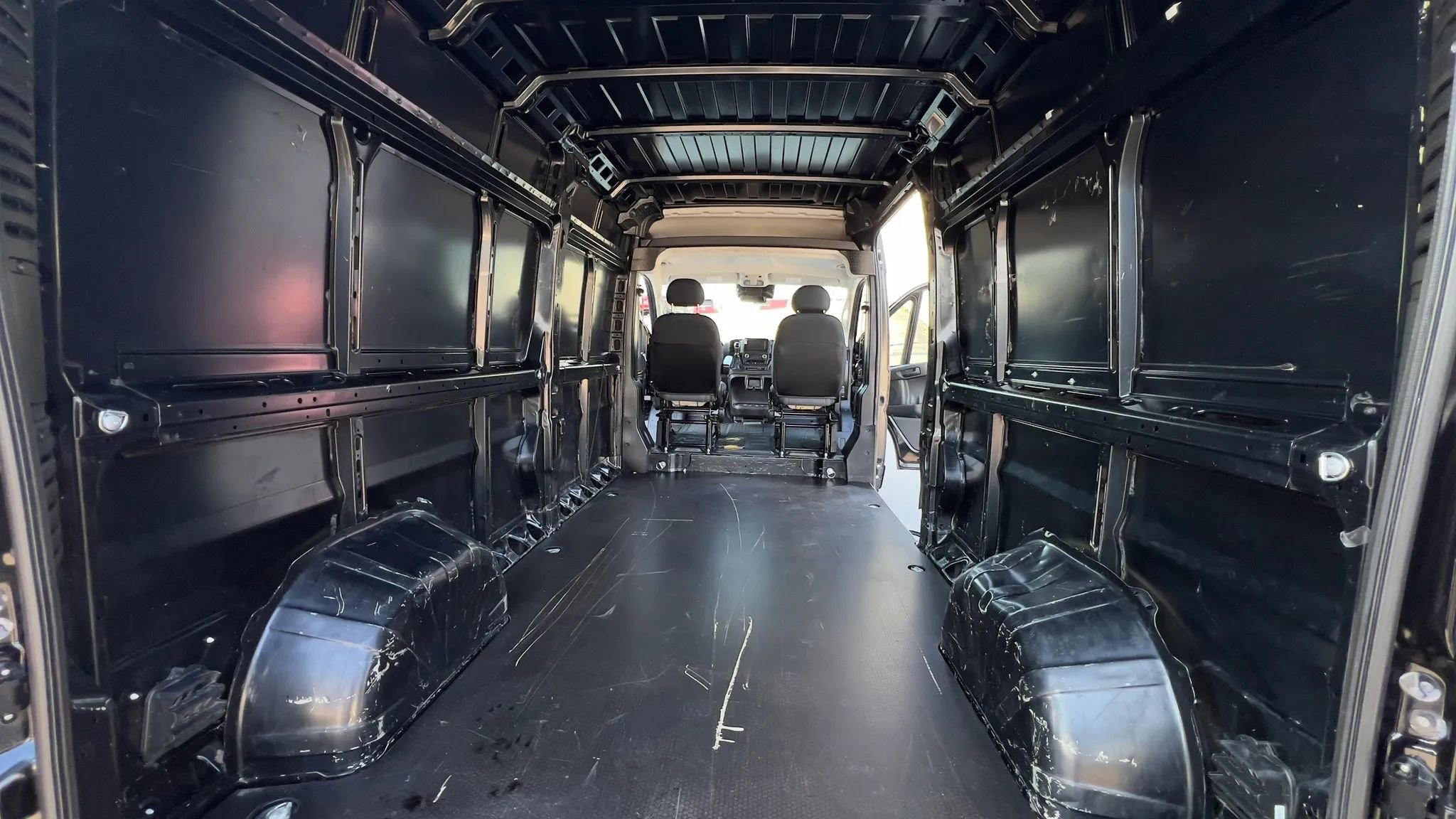 Used 2023 RAM ProMaster 2500 FWD image 12