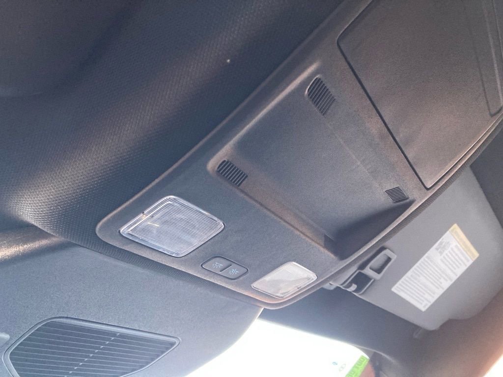 Used 2025 Ford Escape ST-Line image 27