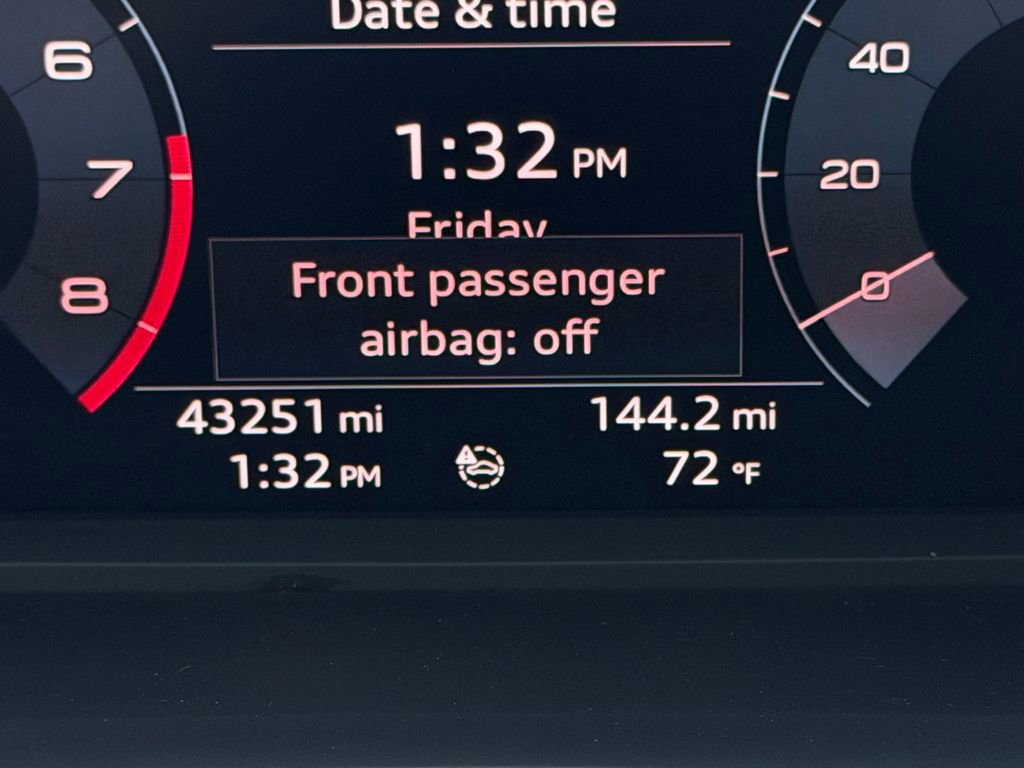 Used 2020 Audi Q3 2.0T Premium Plus AWD/4WD image 23