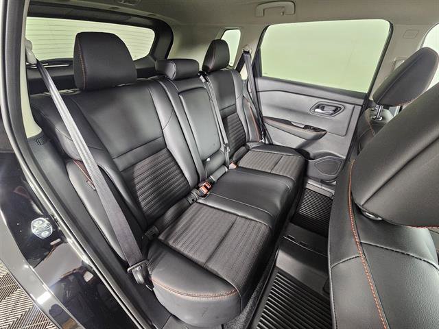 New 2026 Nissan Rogue SV image 17