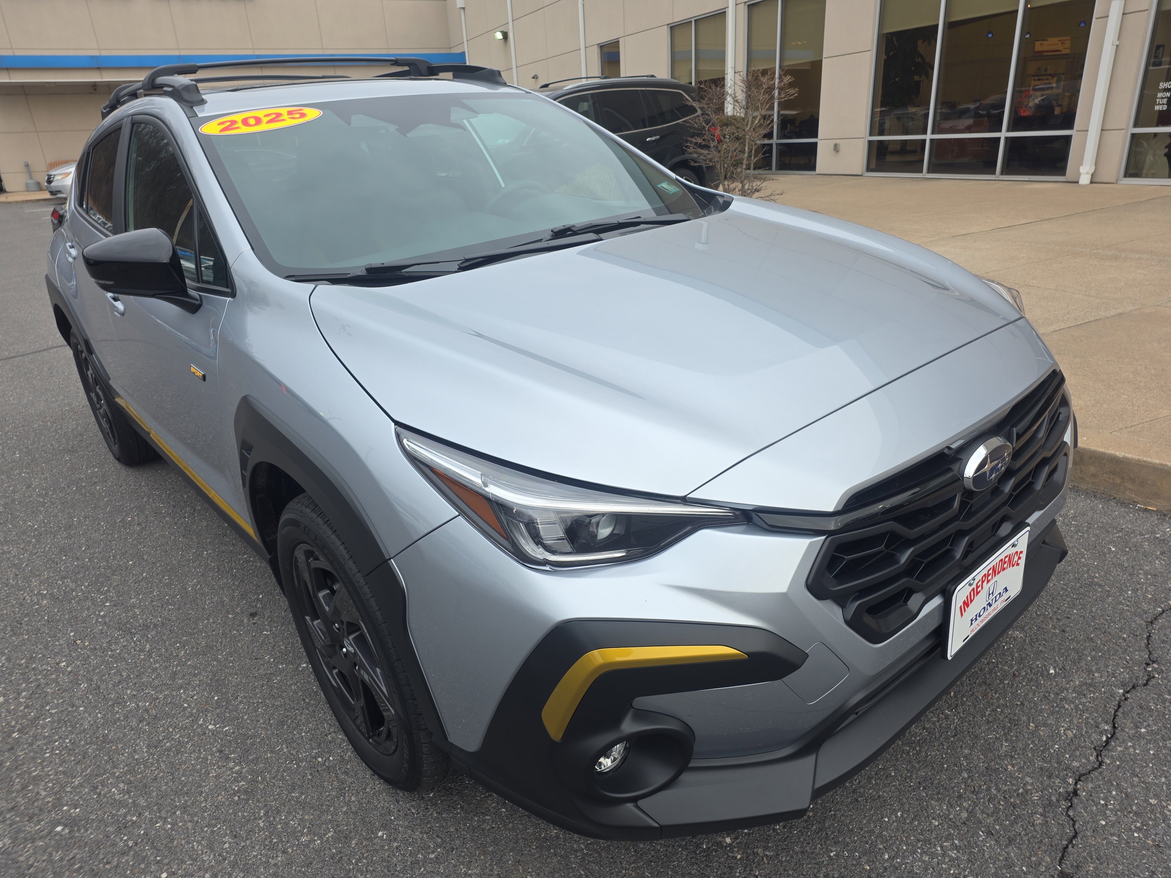 Used 2025 Subaru Crosstrek 2.5i Sport AWD/4WD image 3