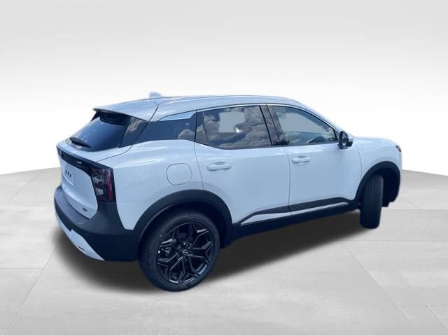 New 2025 Nissan Kicks SR image 9