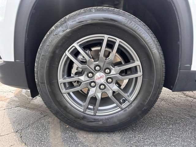Used 2025 GMC Acadia Elevation AWD/4WD image 9