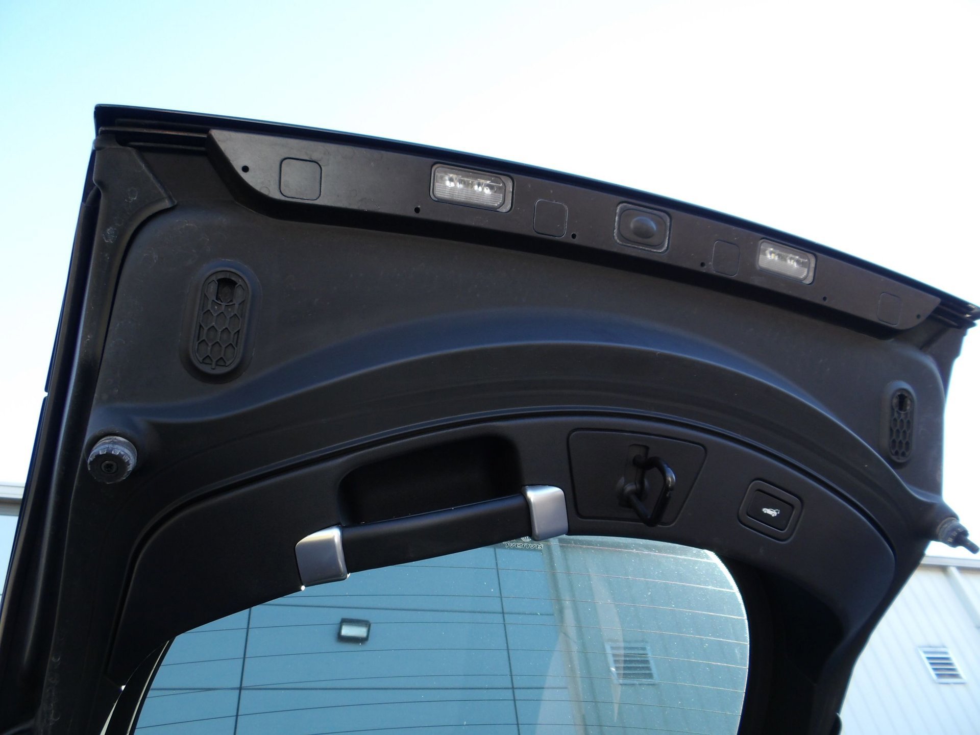 Used 2015 Jaguar F-TYPE S image 67