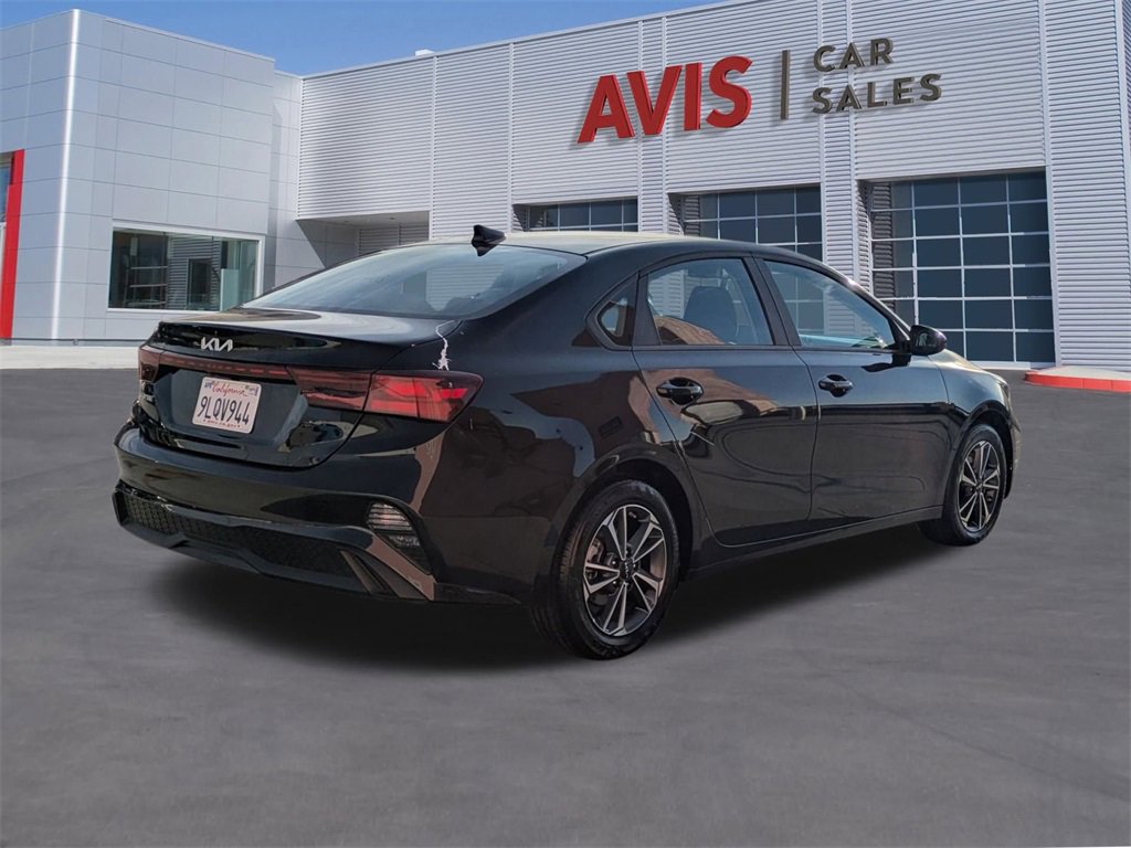 Used 2024 Kia Forte LXS image 6