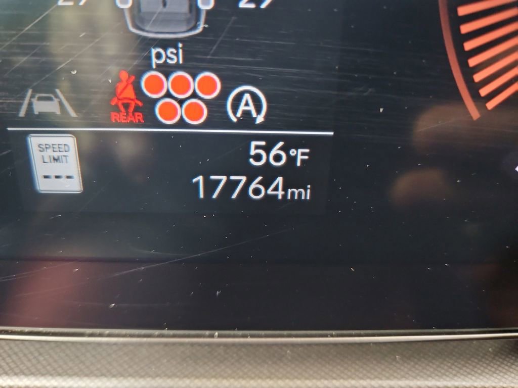 Used 2025 Hyundai Santa Fe XRT image 17