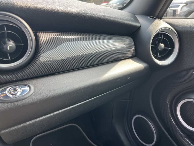 Used 2015 MINI Cooper S FWD image 17