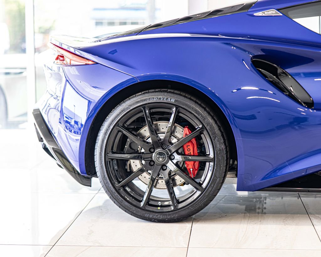 New 2026 Lotus Emira SE RWD image 11
