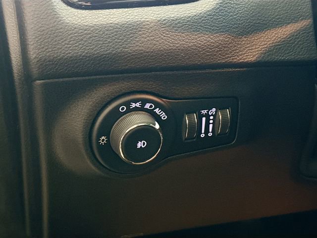 Used 2019 Jeep Compass Altitude image 11