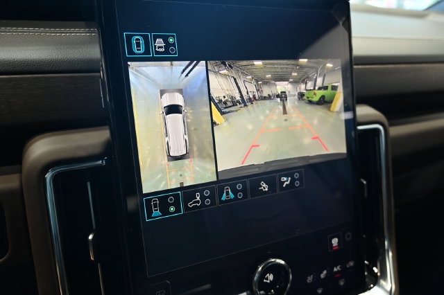 New 2026 GMC Yukon XL Denali Ultimate AWD/4WD image 20