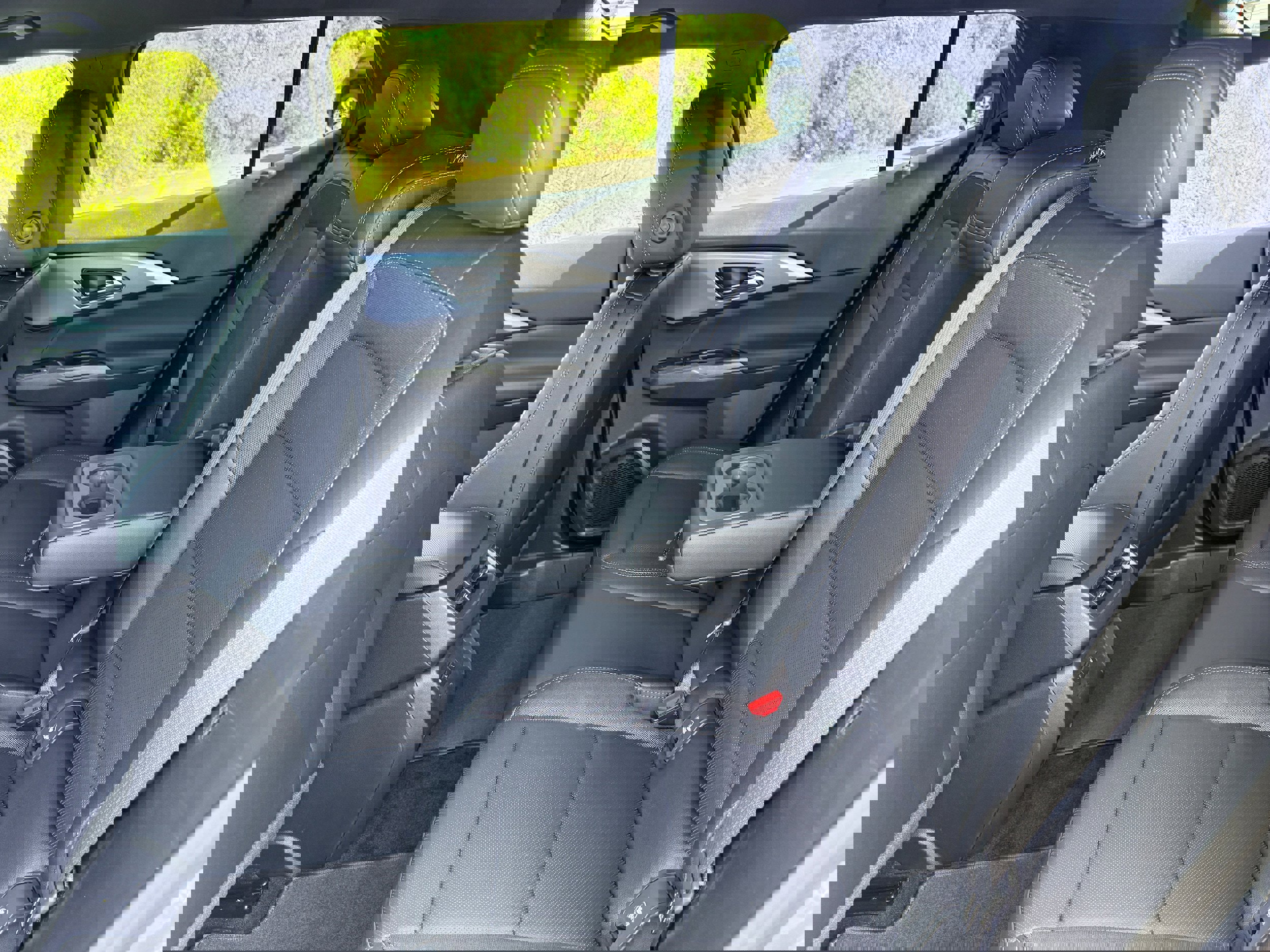 New 2026 Chevrolet Equinox EV LT w/ Convenience Package II image 9