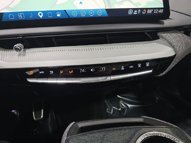 New 2027 Cadillac Optiq Sport w/ LPO, Floor Liner Package AWD/4WD image 21