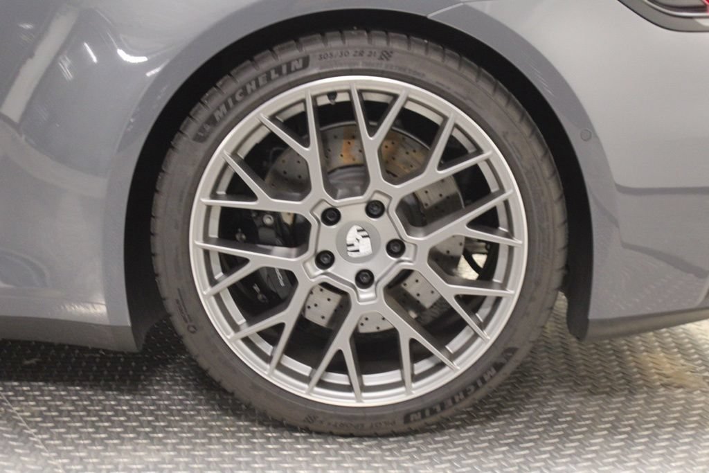 Certified 2025 Porsche 911 Carrera S RWD image 18