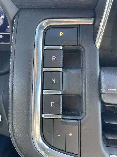 Used 2023 Chevrolet Tahoe Z71 w/ Z71 Off-Road Package AWD/4WD image 30