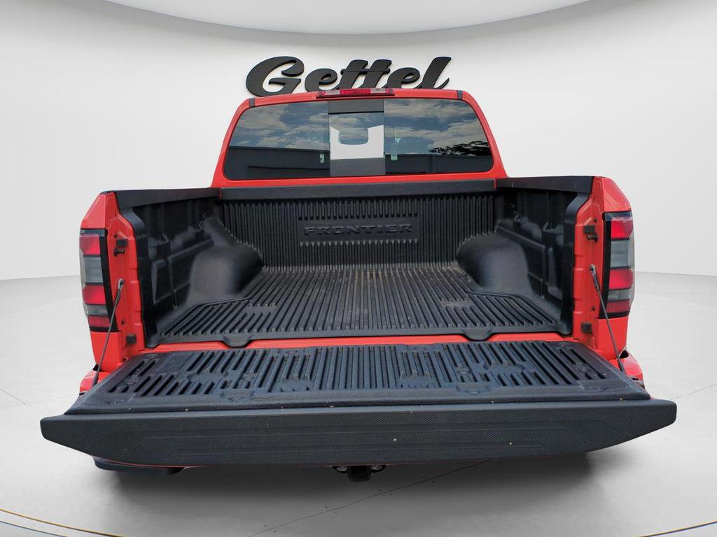 Certified 2025 Nissan Frontier PRO-4X w/ Tow Package image 18