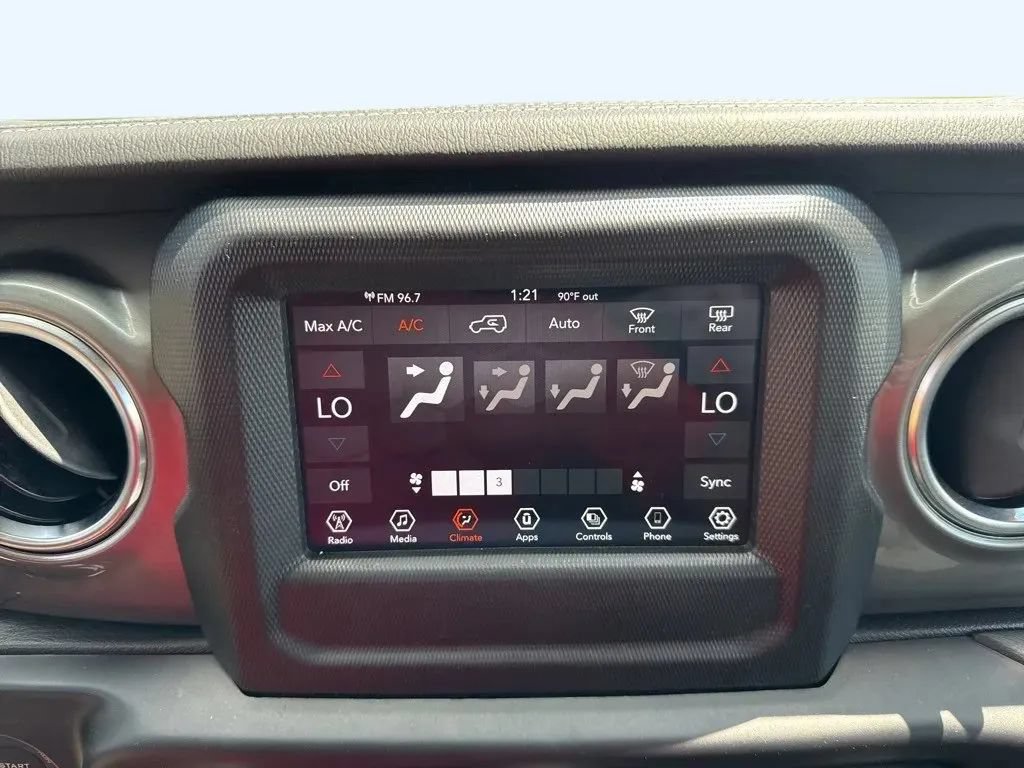 Used 2021 Jeep Wrangler Unlimited Sahara AWD/4WD image 20