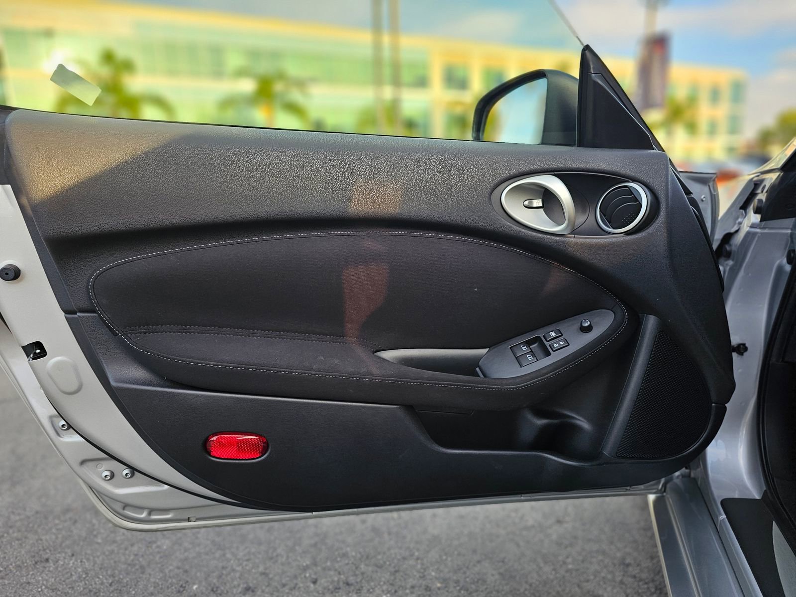 Used 2013 Nissan 370Z Touring w/ Sport Pkg image 22