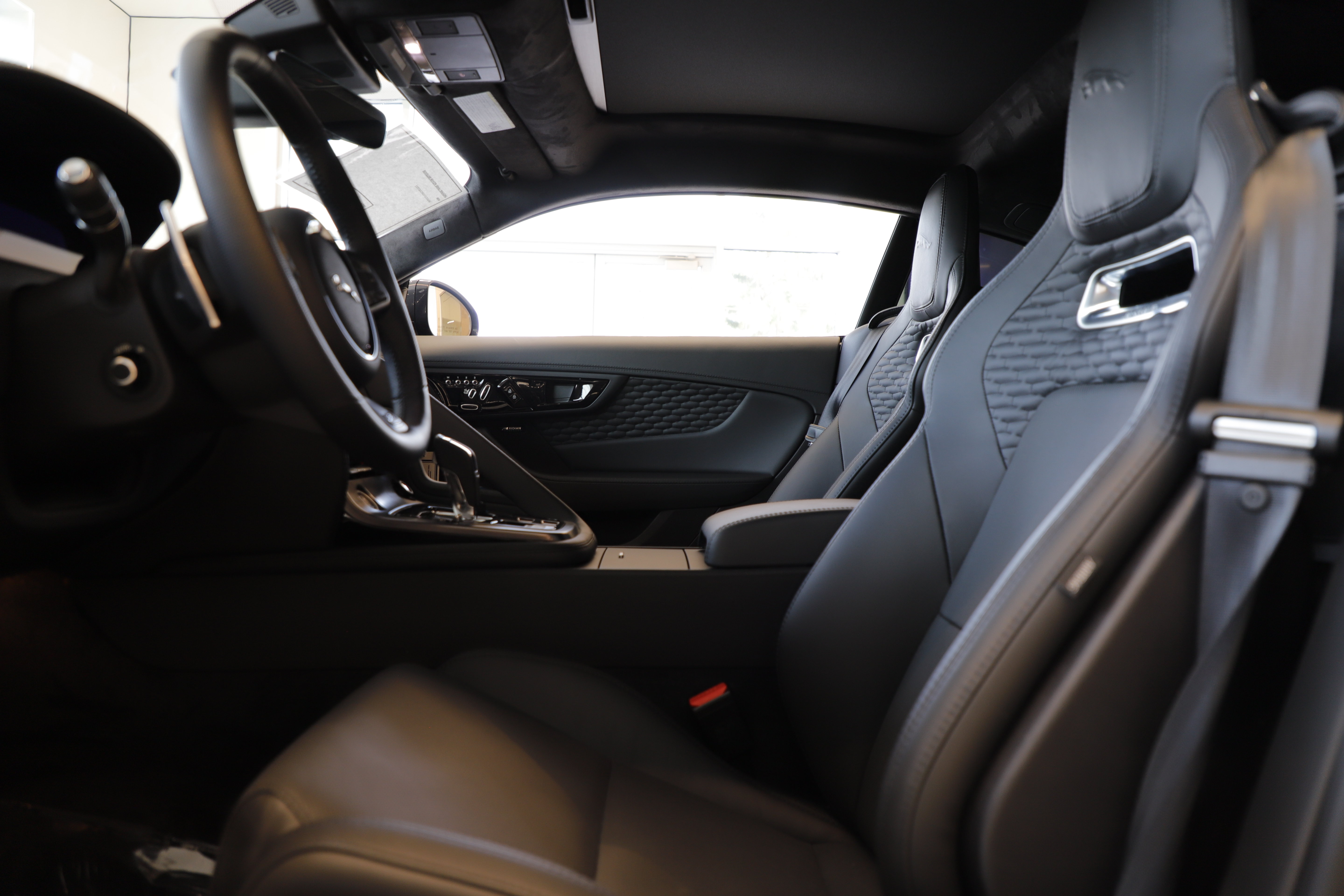 New 2024 Jaguar F-TYPE R AWD/4WD image 11