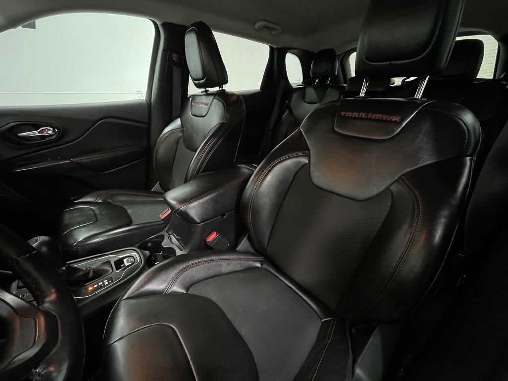 Used 2021 Jeep Cherokee Trailhawk w/ Trailer Tow Group image 14