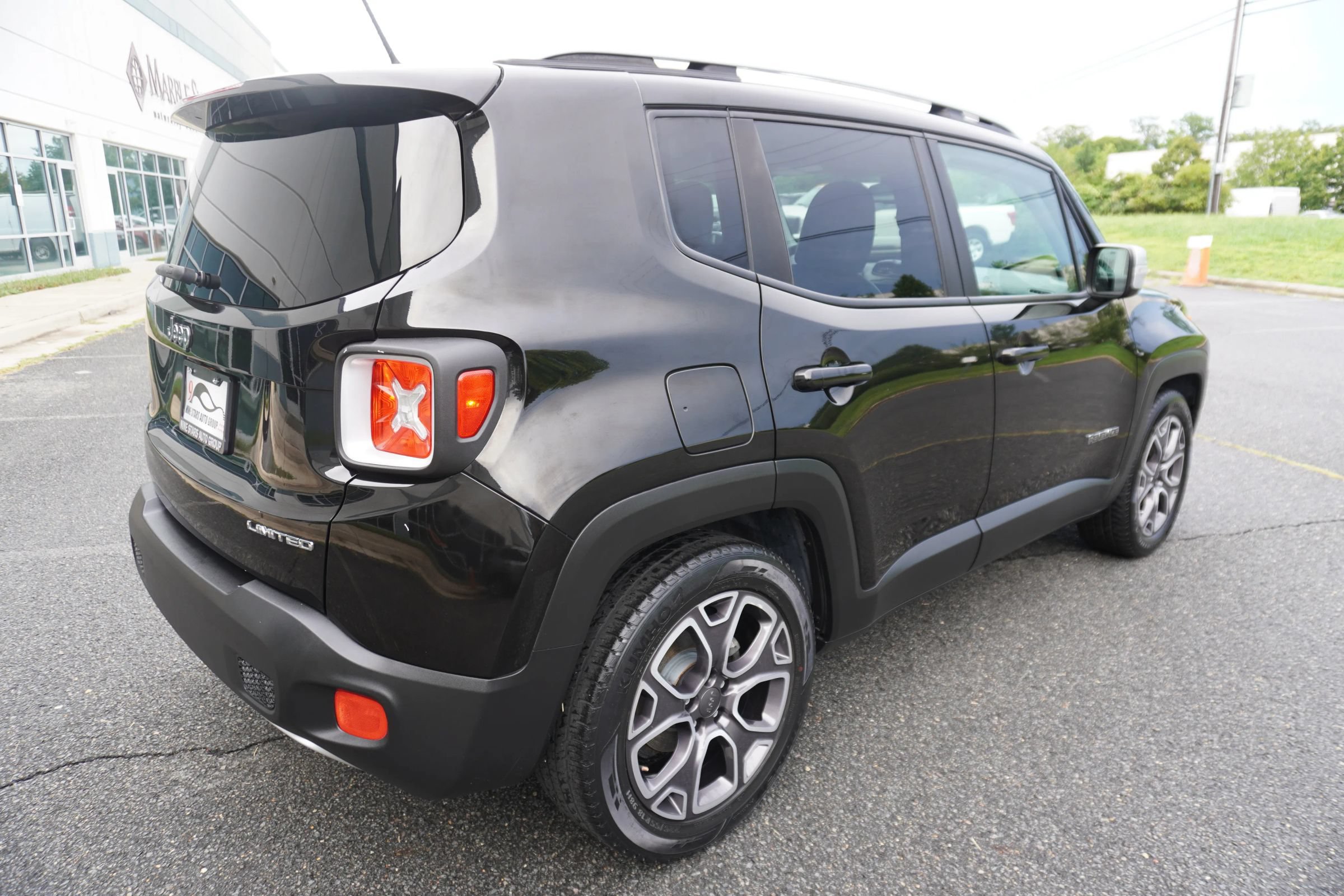 Used 2015 Jeep Renegade Limited FWD image 7
