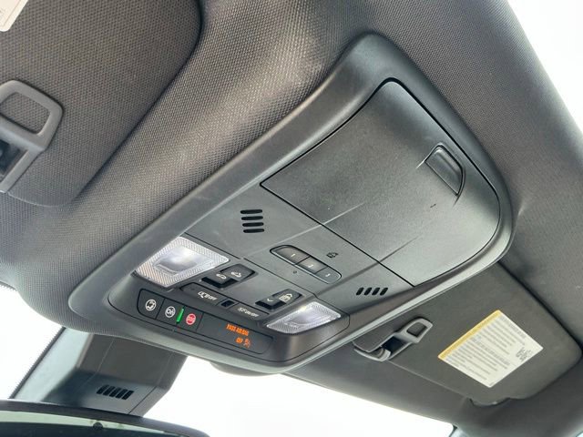 Used 2022 Chevrolet Equinox Premier FWD image 30
