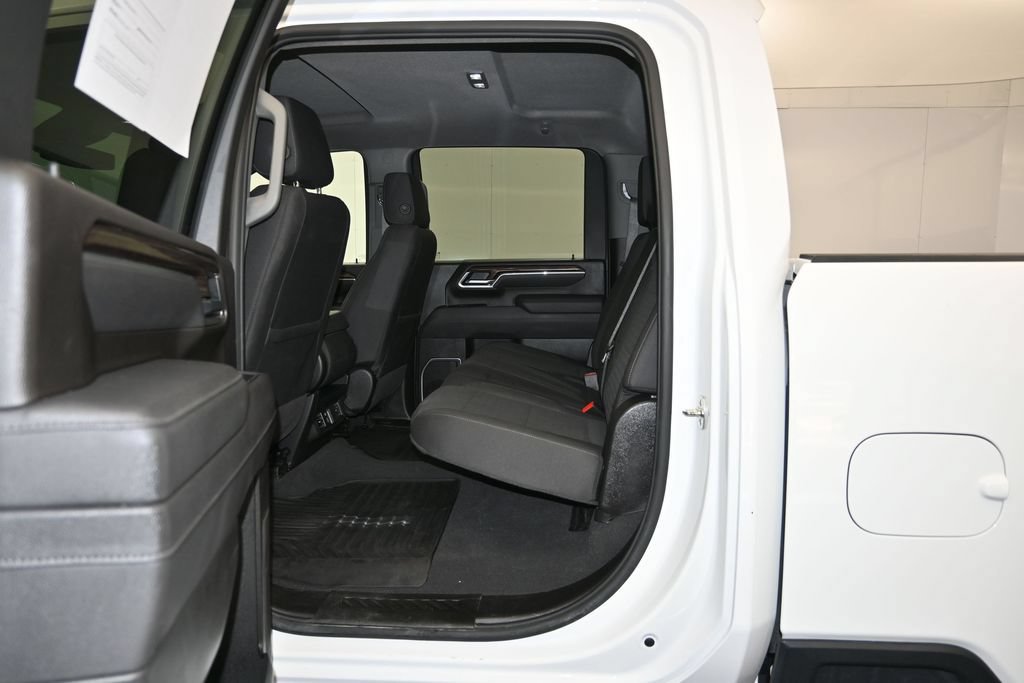 Used 2025 Chevrolet Silverado 2500 LT w/ Convenience Package AWD/4WD image 23