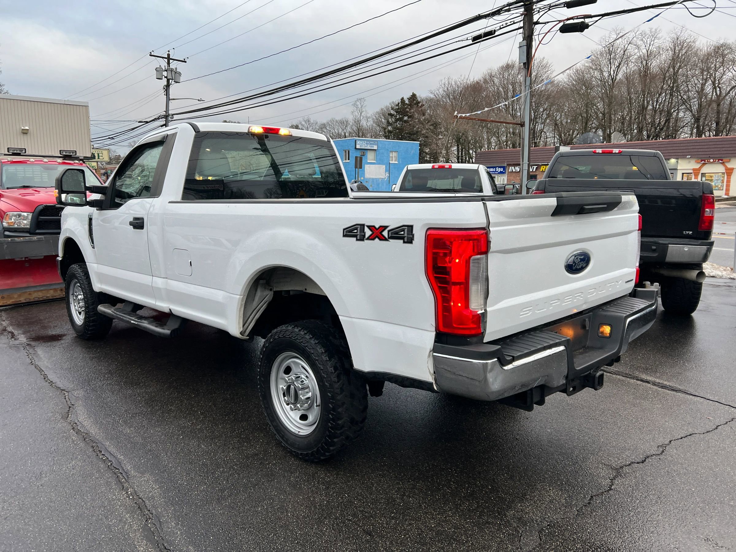 Used 2017 Ford F350 XL image 2