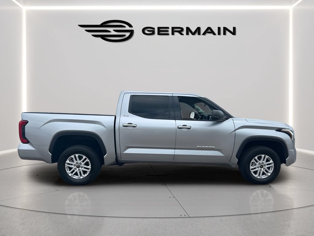 Used 2023 Toyota Tundra SR5 w/ SR5 Premium Package AWD/4WD image 9
