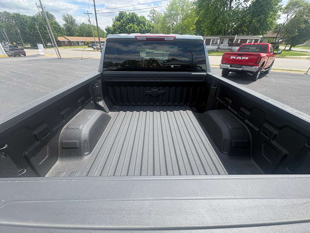 New 2026 Chevrolet Silverado 1500 LTZ AWD/4WD image 9