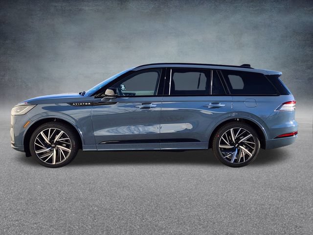 New 2026 Lincoln Aviator Black Label w/ Jet Appearance Package AWD/4WD image 4