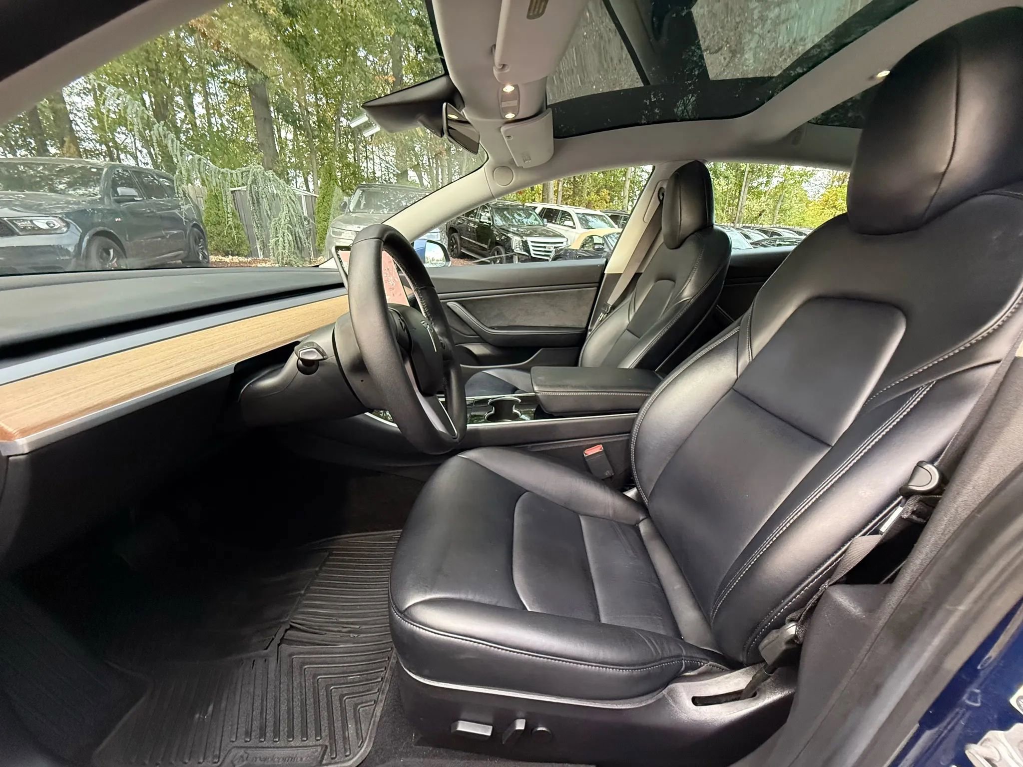 Used 2019 Tesla Model 3 Standard Range Plus RWD image 10