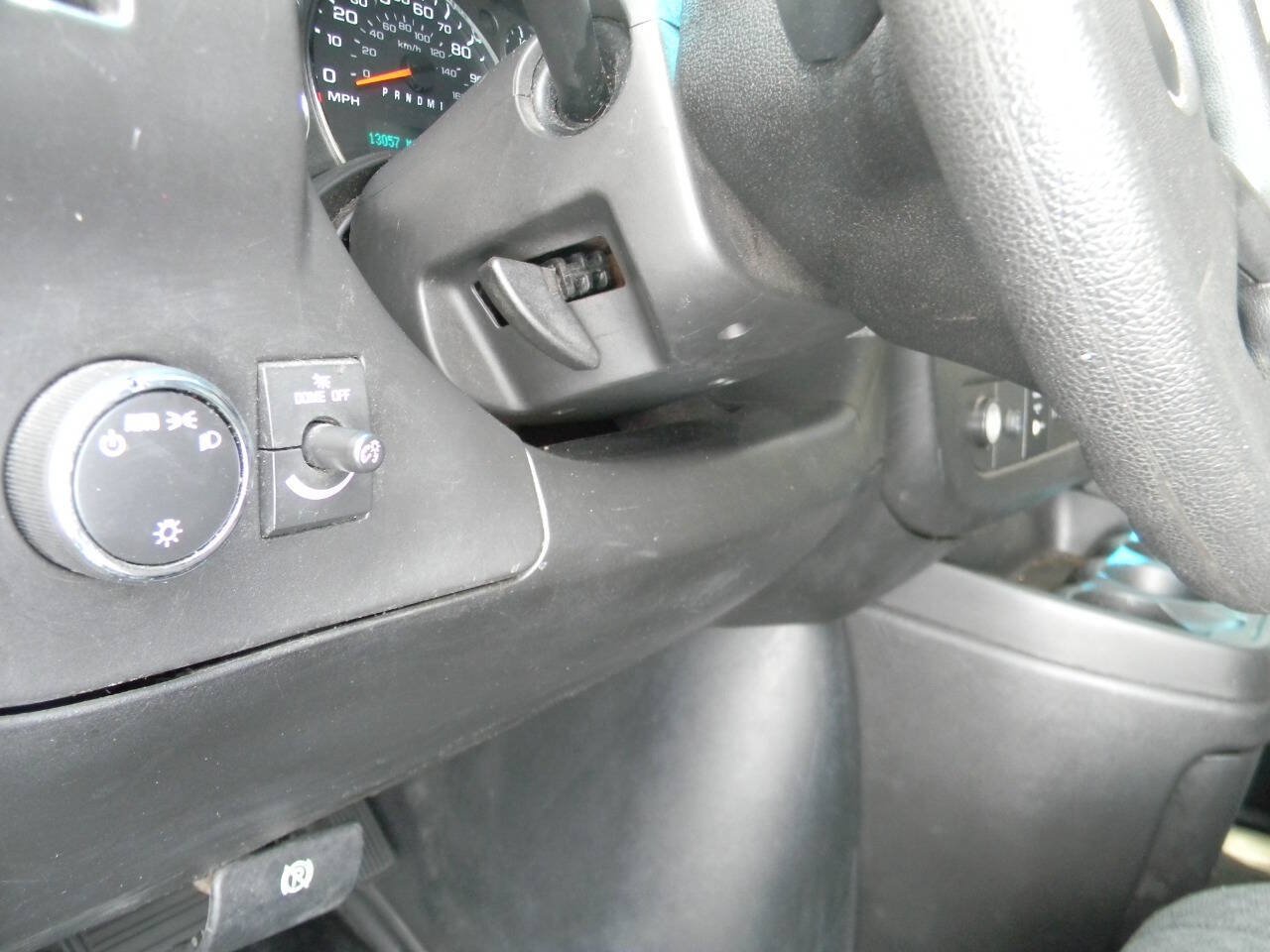 Used 2020 Chevrolet Express 2500 w/ Driver Convenience Package RWD image 5