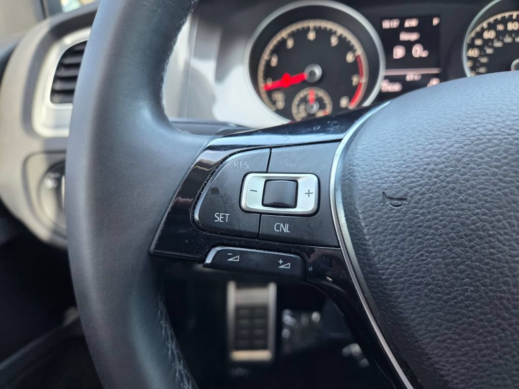 Used 2017 Volkswagen Golf Alltrack S AWD/4WD image 29